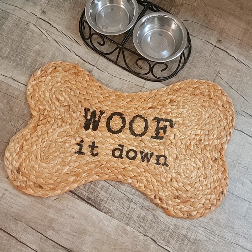 Dog feeding mat , bowls not included